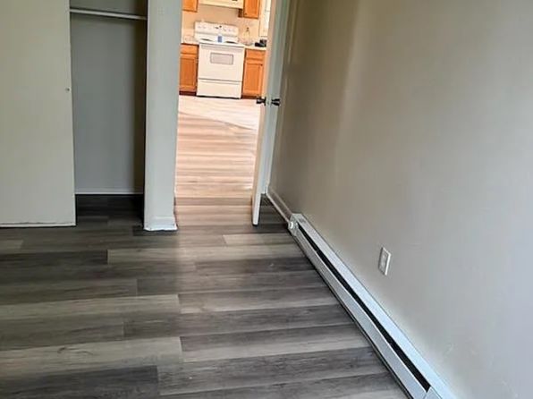566 Lattintown Rd APT 2