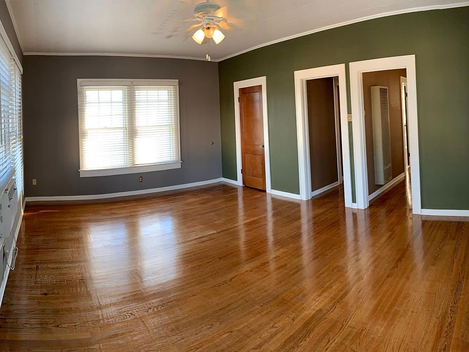 1st image of 4921 Austin Dr