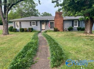 1502 14th Ave SE, Decatur, AL 35601