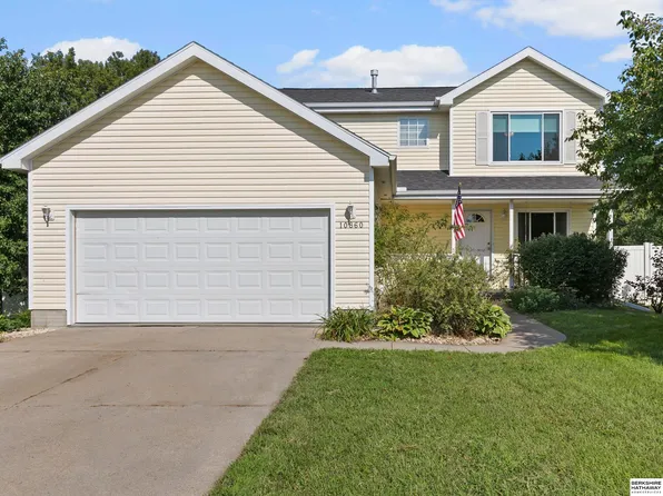 10860 N 136th St, Waverly, NE 68462