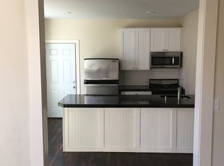 317 Laurel St W, Stillwater, MN 55082