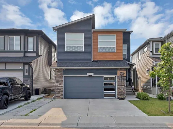 237 E Cornerstone Mnr NE, Calgary, AB T3N 1H4