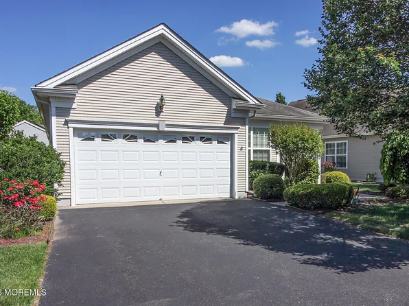 89 Huntington Drive, Jackson, NJ 08527
