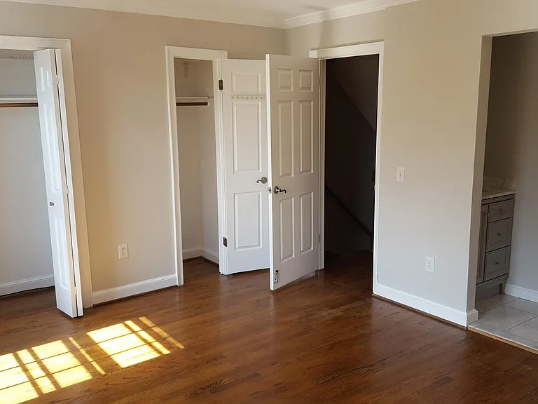 Mastern Bedroom