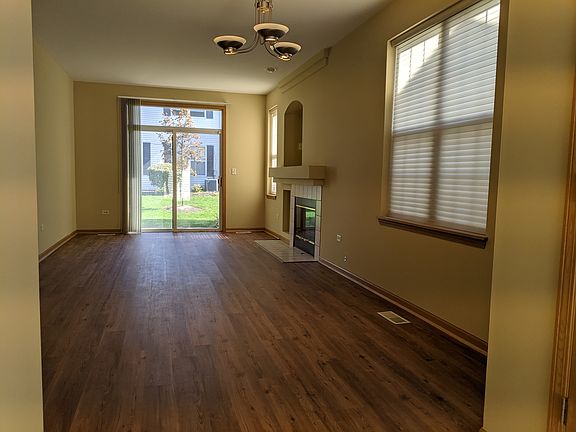 2nd image of 818 Woodewind Dr #818