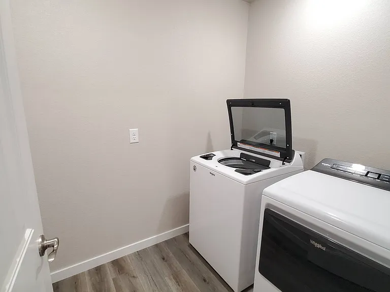 1721 Westward Cir #3 — Photo 29