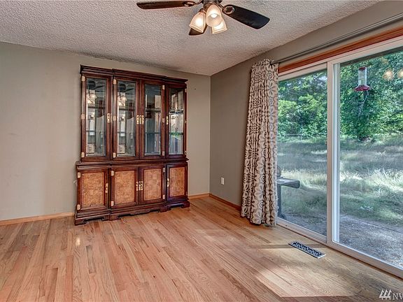 5th image of 21321 Locust Way