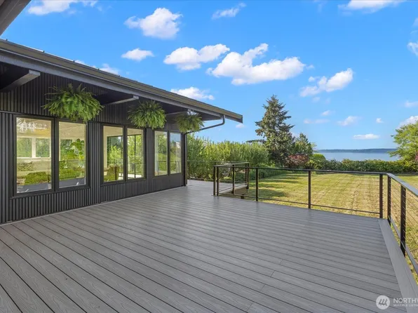 29811 Marine View Drive SW, Federal Way, WA 98023