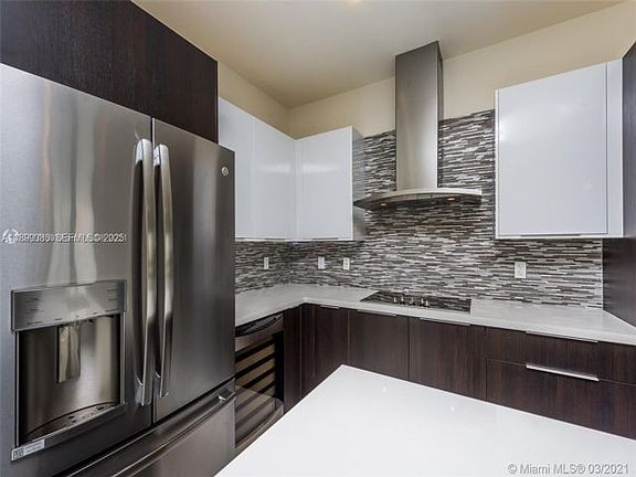 5th image of 6310 NW 103rd Pl