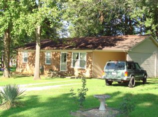 50 Jeffreys Cv, Paris, TN 38242
