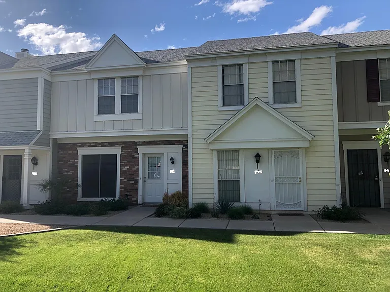 1601 N Saba St #281 — Photo 1