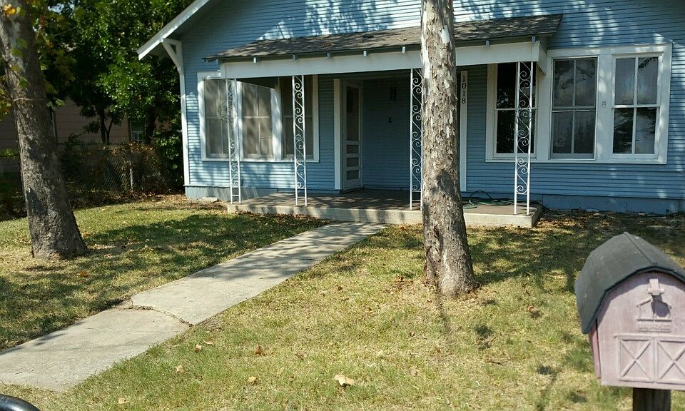 1st image of 1018 E Pine St