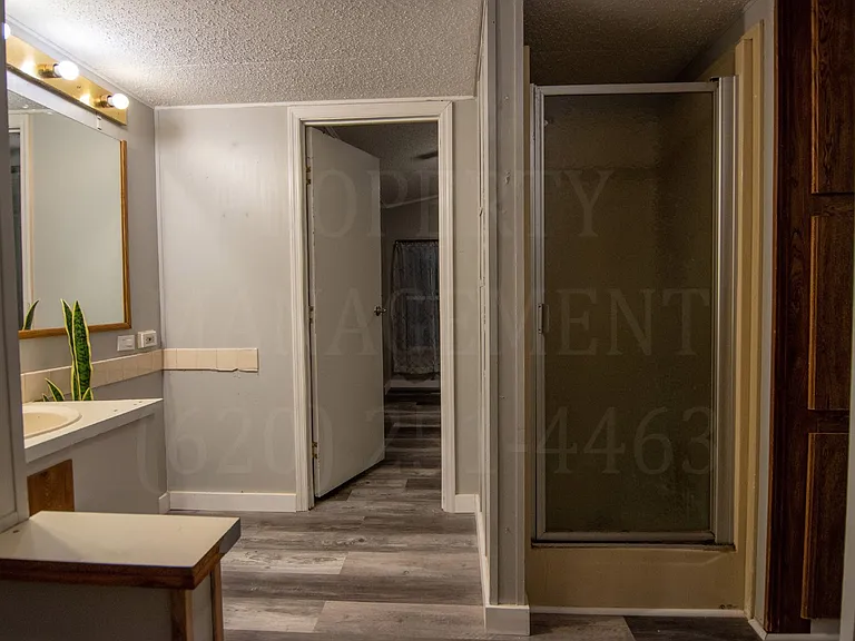 705 Cheyenne St — Photo 4