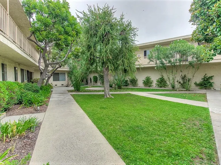2600 Virginia Ave — Photo 17