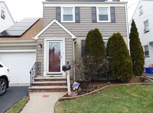 32 Collins Ave, Bloomfield, NJ 07003