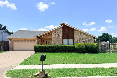 8041 Miles Dr Photo 1