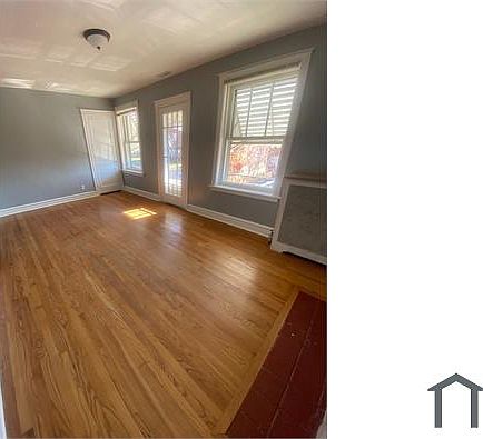 3rd image of 3651 Winnebago St #2F