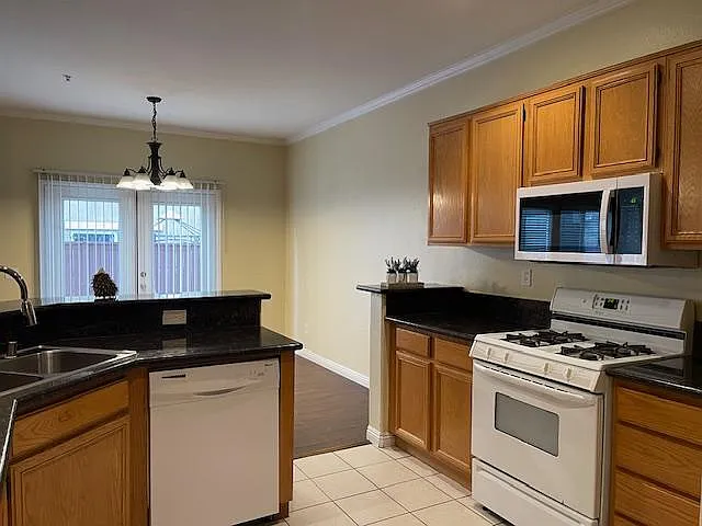 39903 Millbrook Way #7B — Photo 5