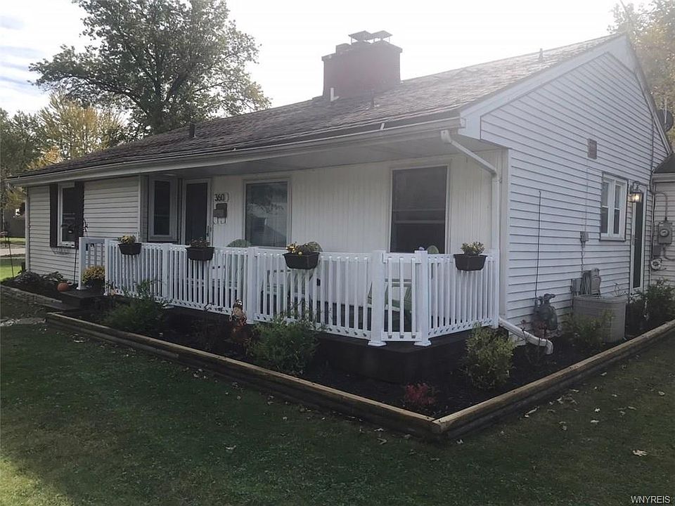 1st image of 360 Wellington Ave