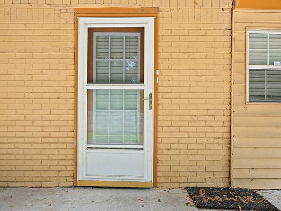 5th image of 224 Rodenberry Rd