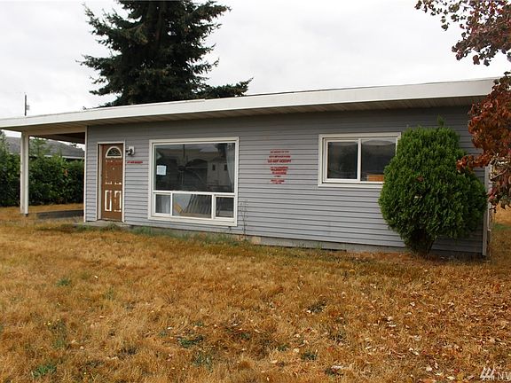 2nd image of 4824 101st St SW