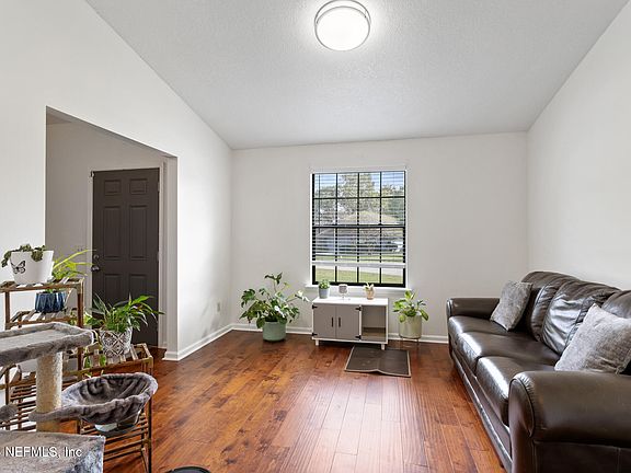 4th image of 10066 LIGHTNER Lane