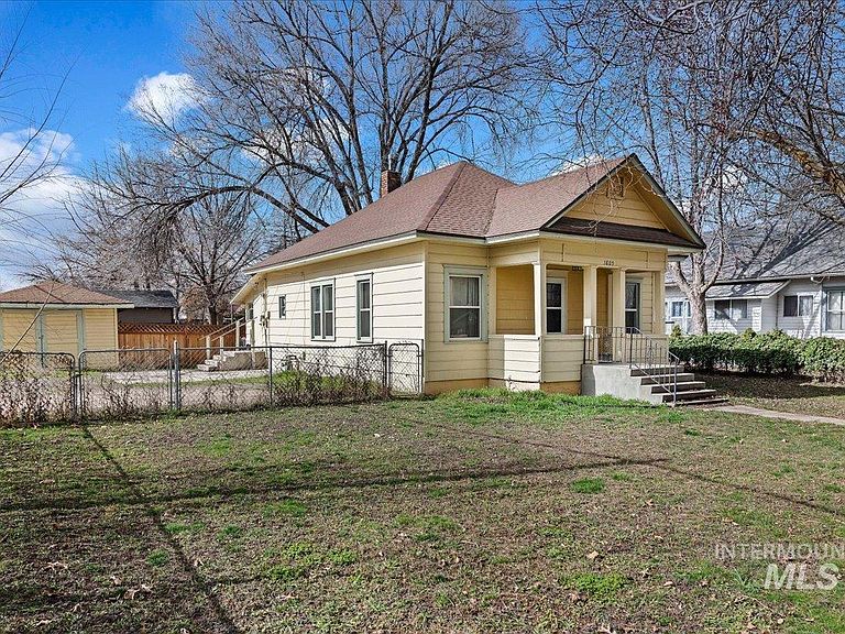 Listing photo 4