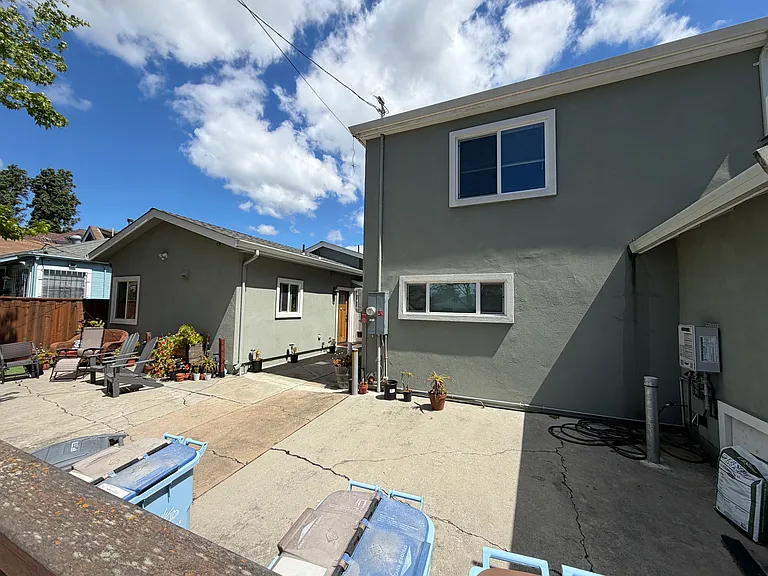 831 Page St — Photo 4