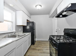 7820 S South Shore Dr #2C, Chicago, IL 60649