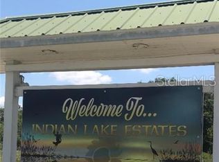 910 Tropicana Dr, Indian Lake Estates, FL 33855