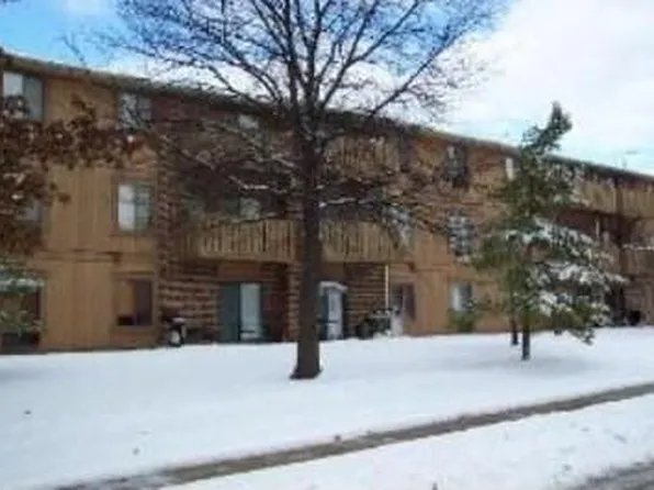 720 Prescott Dr APT 310, Roselle, IL 60172