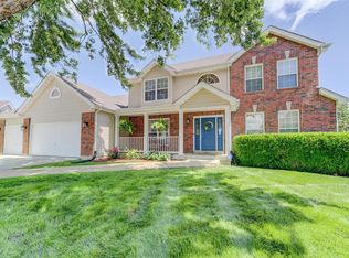 102 Snake River Dr, Dardenne Prairie, MO 63368