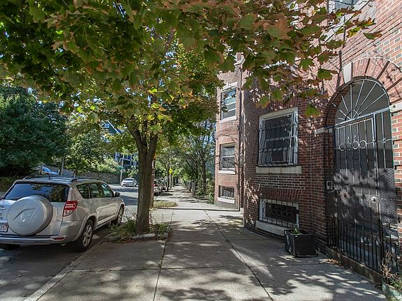 2nd image of 101 Cedar St #2