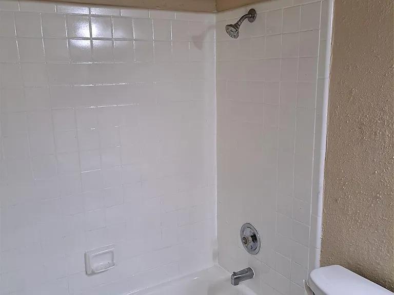 9797 Leawood Blvd #1101 — Photo 13