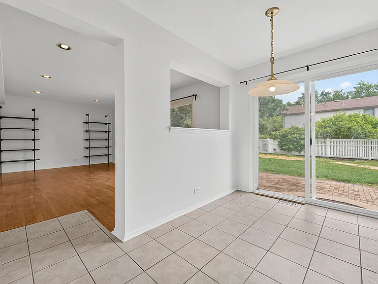 2158 Countryside Cir — Photo 16