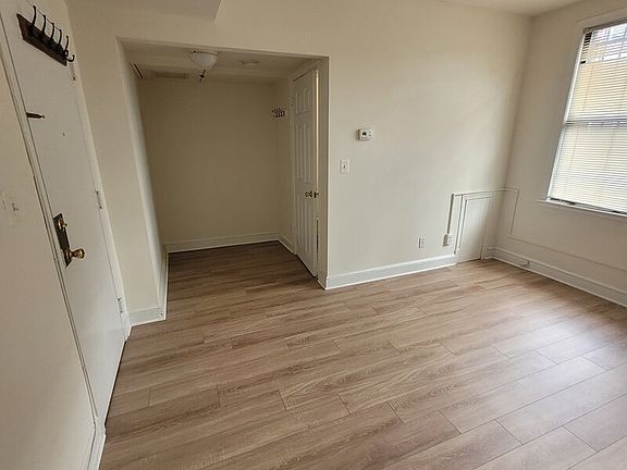 4th image of 231 15th St SE APT 103