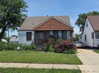 26214 Chippendale St, Roseville, MI 48066