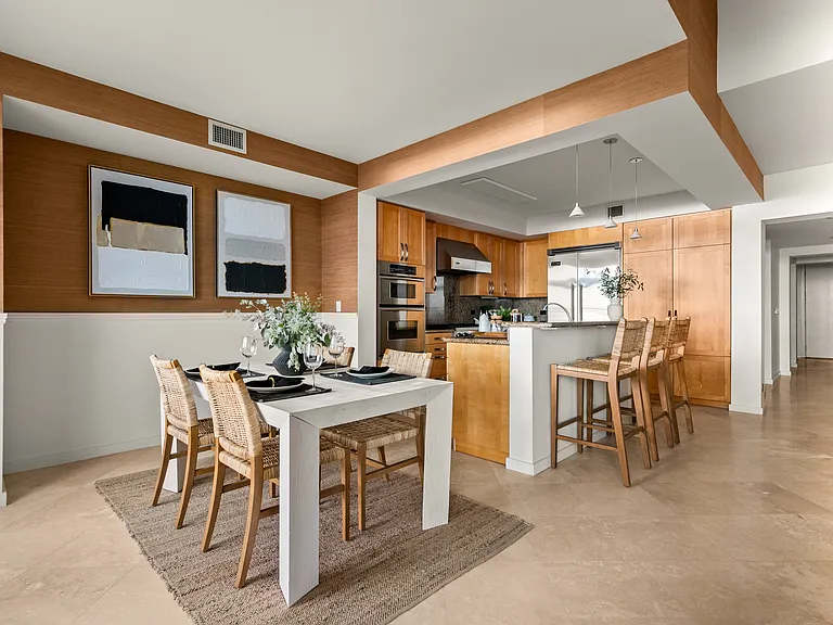 5430 La Jolla Blvd #C302 — Photo 9