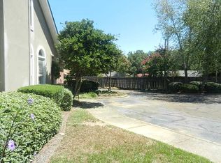 1044 Bayridge Dr, Jackson, MS