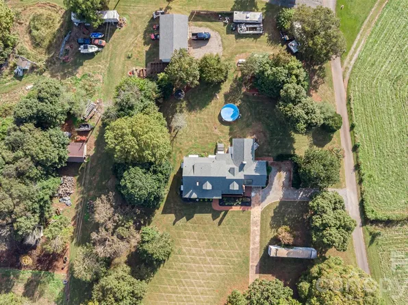 941 Casar Belwood Rd, Lawndale, NC 28090