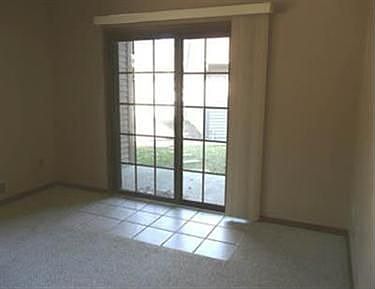 4th image of 1283 Red Tail Hawk Ct Unit 2