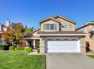 9506 Village Tree Dr, Elk Grove, CA 95758