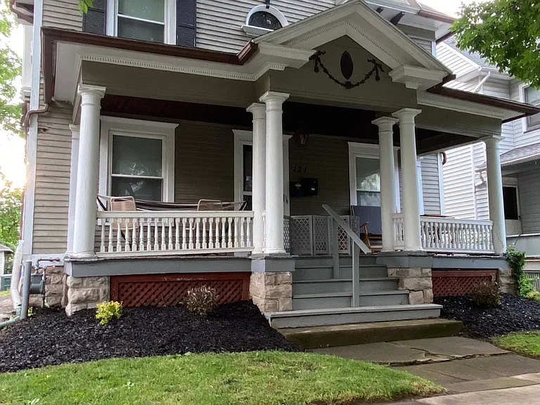 131 Rosedale St #UPPER MONROE — Photo 1