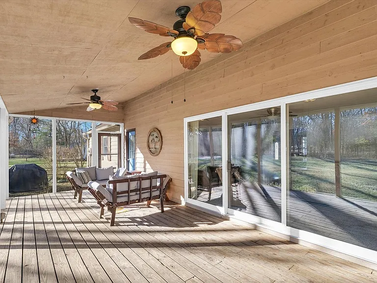 1705 Lake Shore Dr — Photo 20