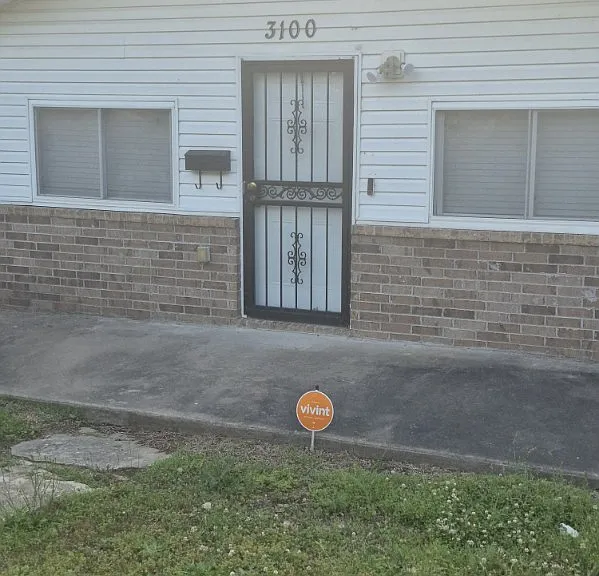 3100 S Gaines St — Photo 1