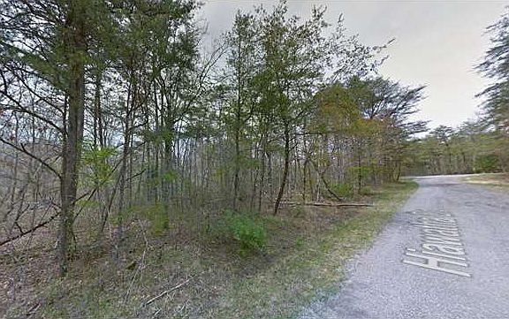 2nd image of 514 Hiawatha Dr