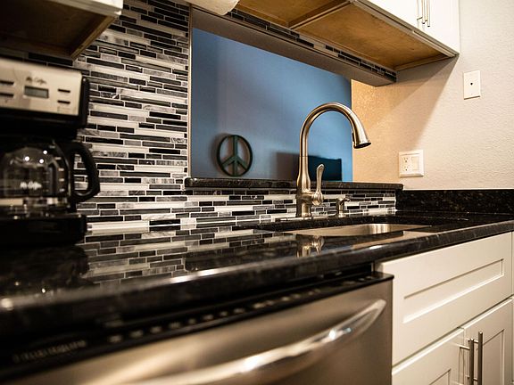 5th image of 2049 San Marcos Dr SE APT 223