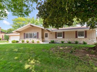 5758 Glen Haven Dr, Greendale, WI 53129