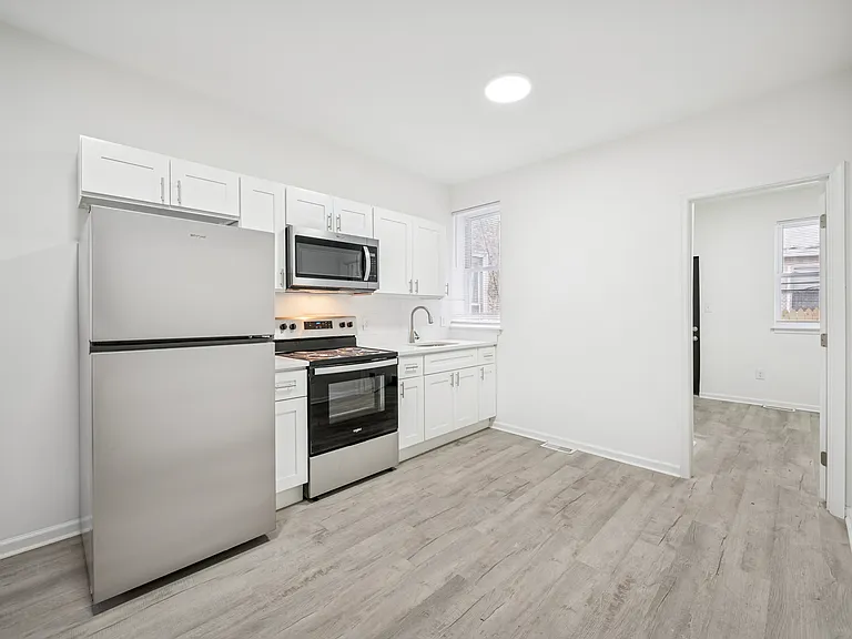 2846 N Stillman St — Photo 13