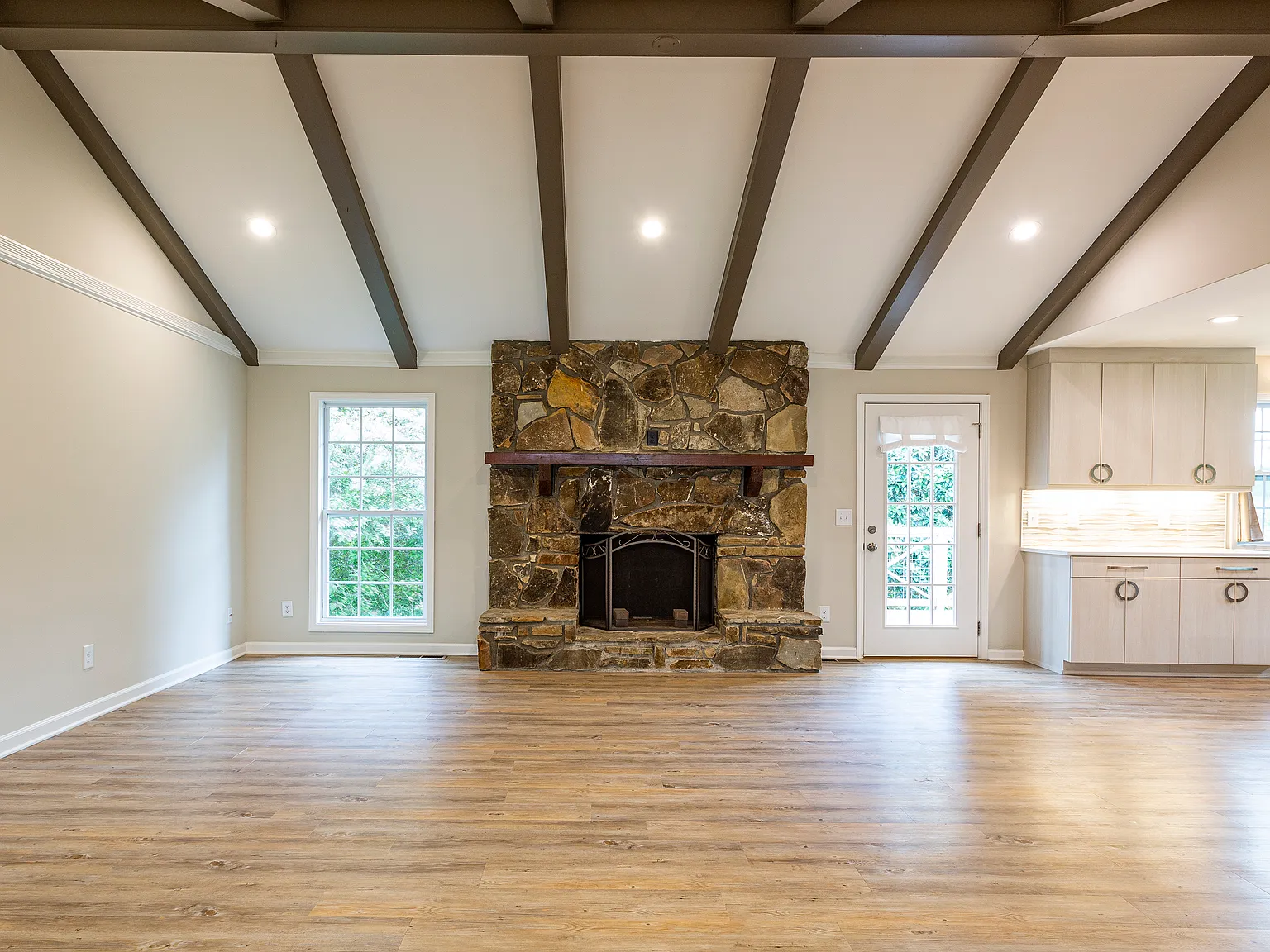 2121 Cannon Way NW — Photo 2
